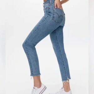 LEVI’S Wedgie Jeans Size 26